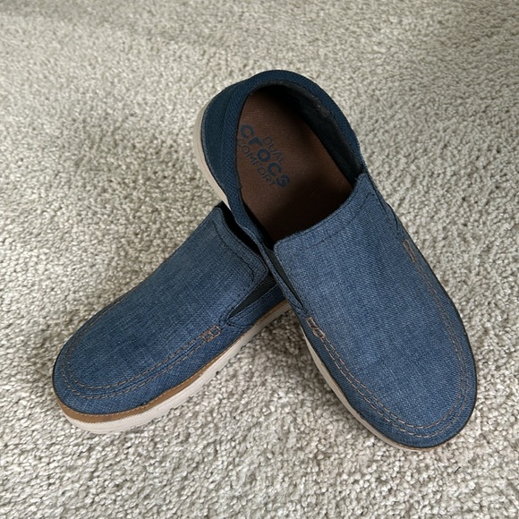 Crocs - Picture 2 of 3